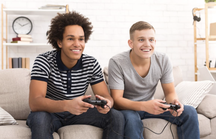 5 Fantastic Party Games That Will Keep Your Guests Entertained