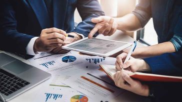 6 Ways Companies Manage Their Finances