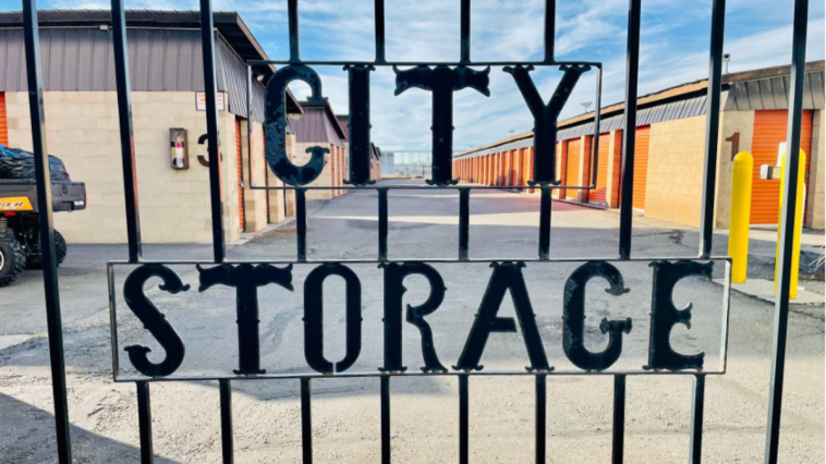 How to Pack Furniture into a Storage Unit in Melbourne?