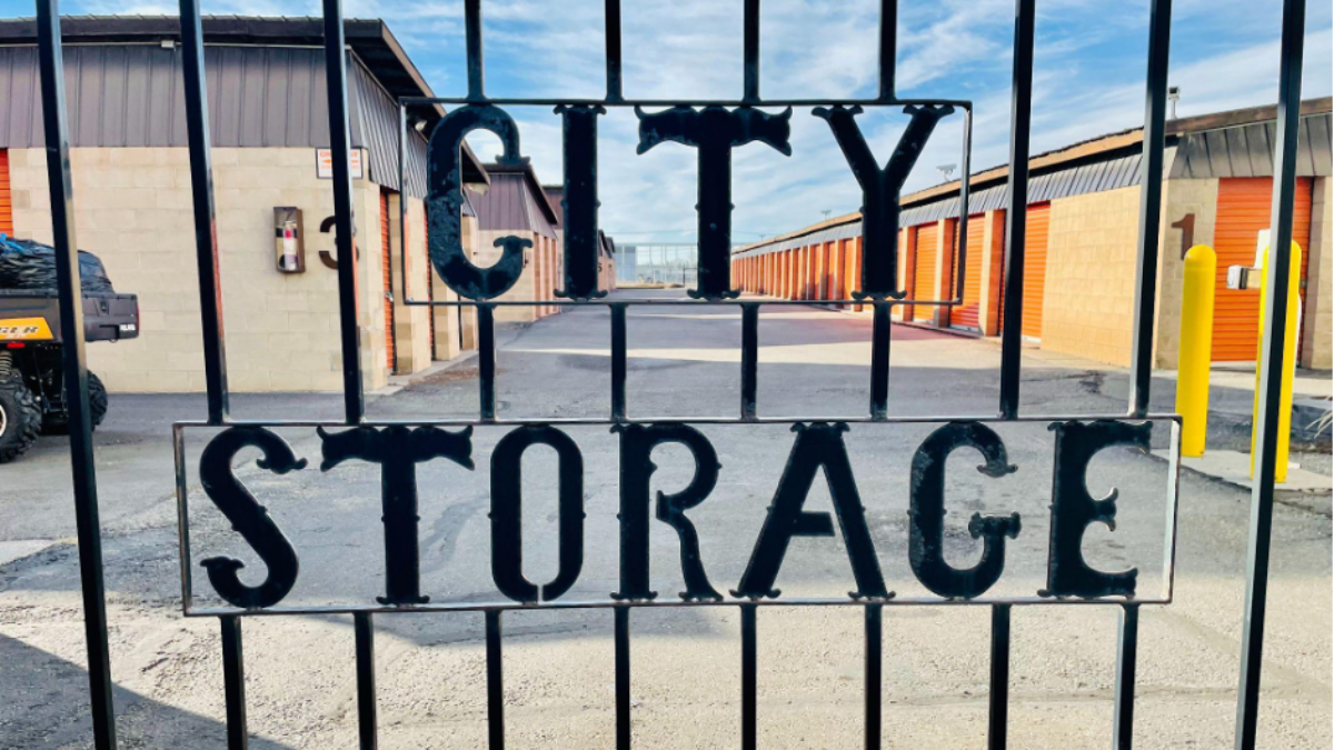 How to Pack Furniture into a Storage Unit in Melbourne? Snooth